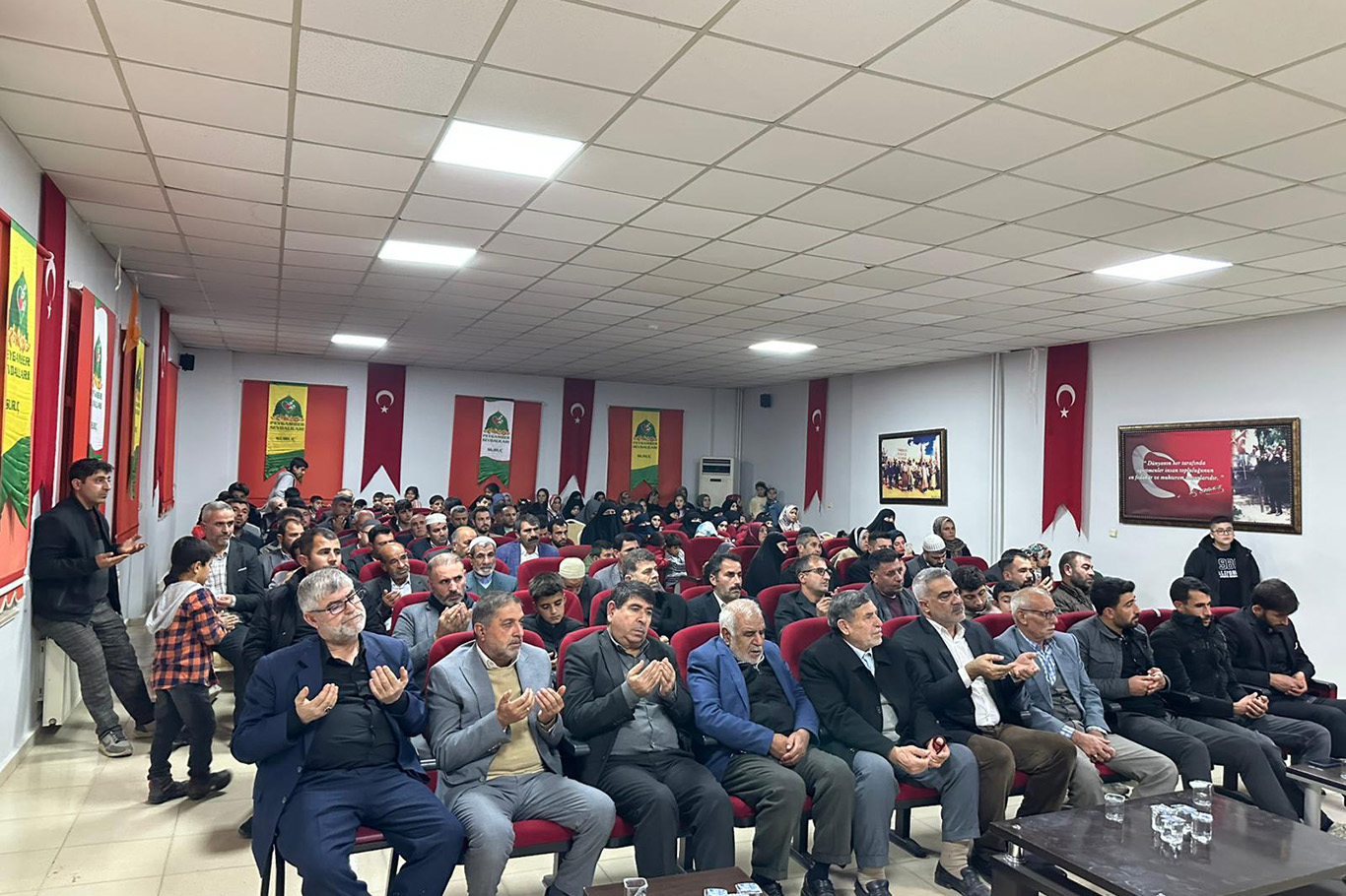 Şanlıurfa Suruç'ta "Kasım Ayı Sahabe Ayı" programı düzenlendi;