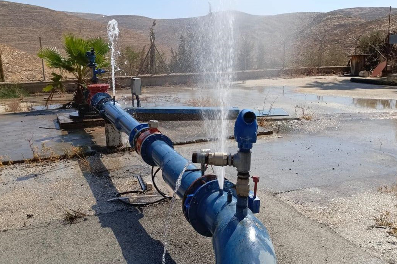 Yahudi çeteler Filistinlilerin ana su kaynağını kesti;