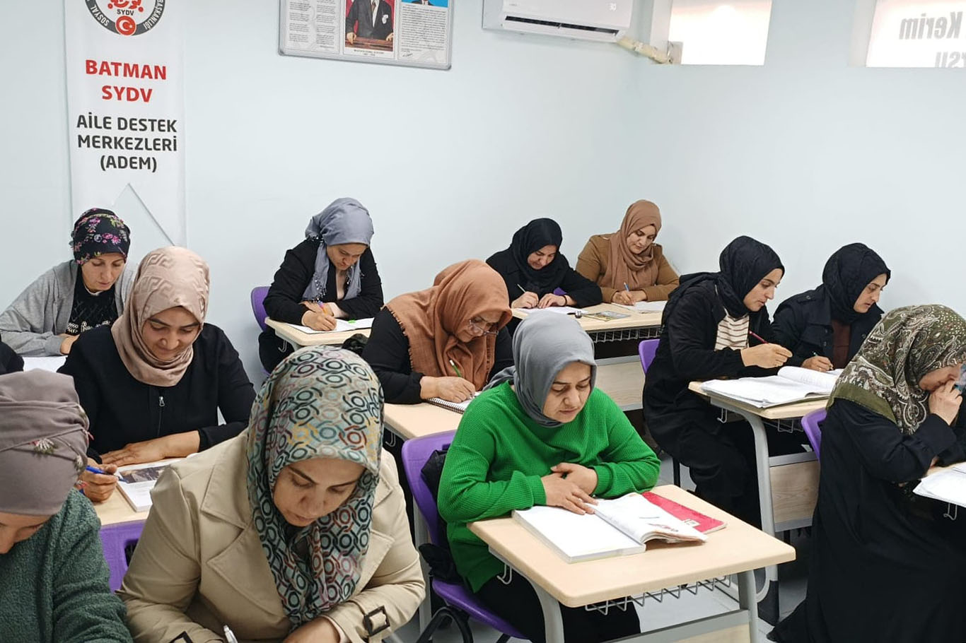 Okuma yazma kurslarına yoğun ilgi;