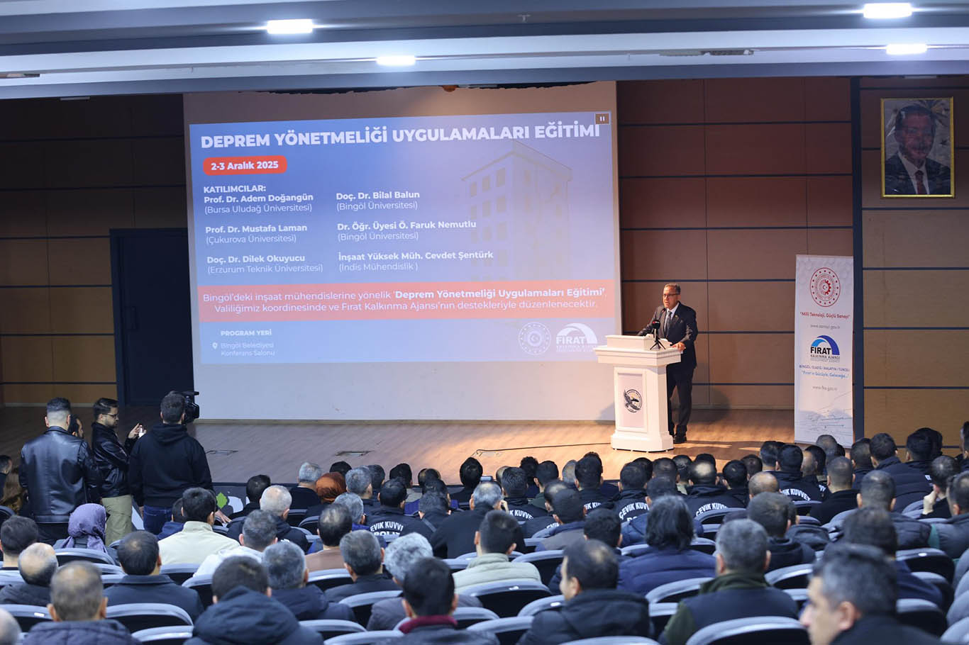 Bingöl’de “Türkiye Bina Deprem Yönetmeliği Eğitimi” başladı