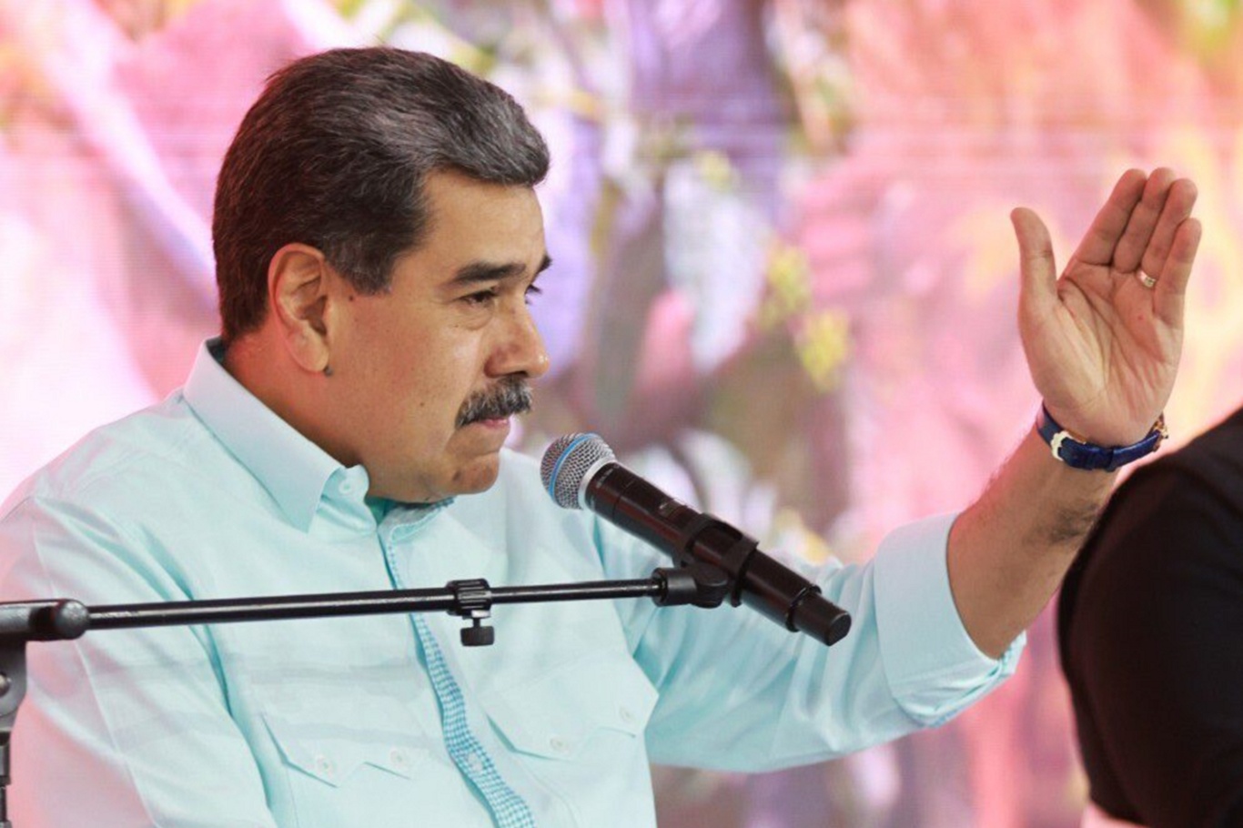 ABD, Maduro'nun istifası durumunda bir plan hazırladı