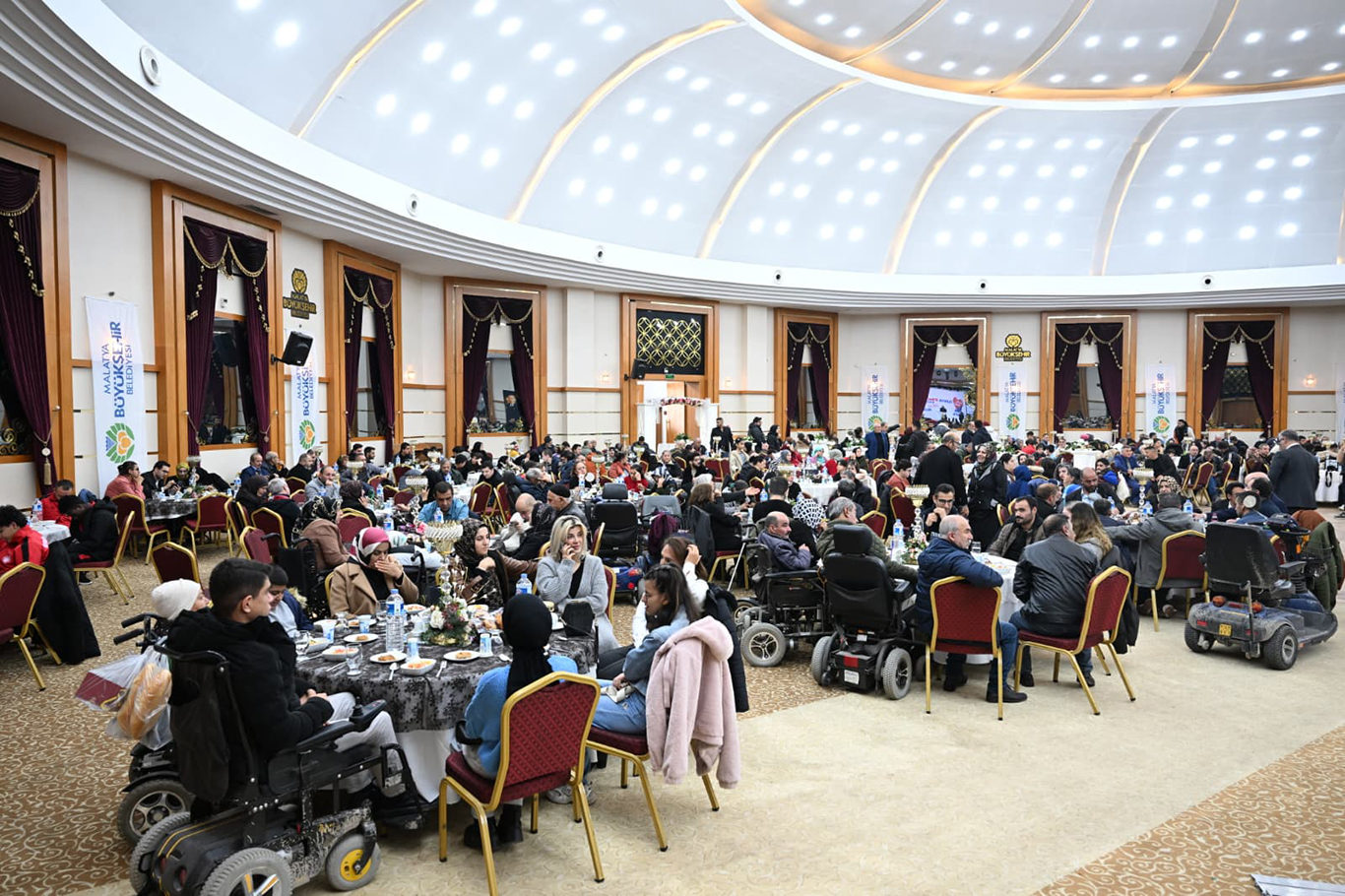 Malatya'da 3 anlamlı buluşma: Engelliler için özel program düzenlendi;