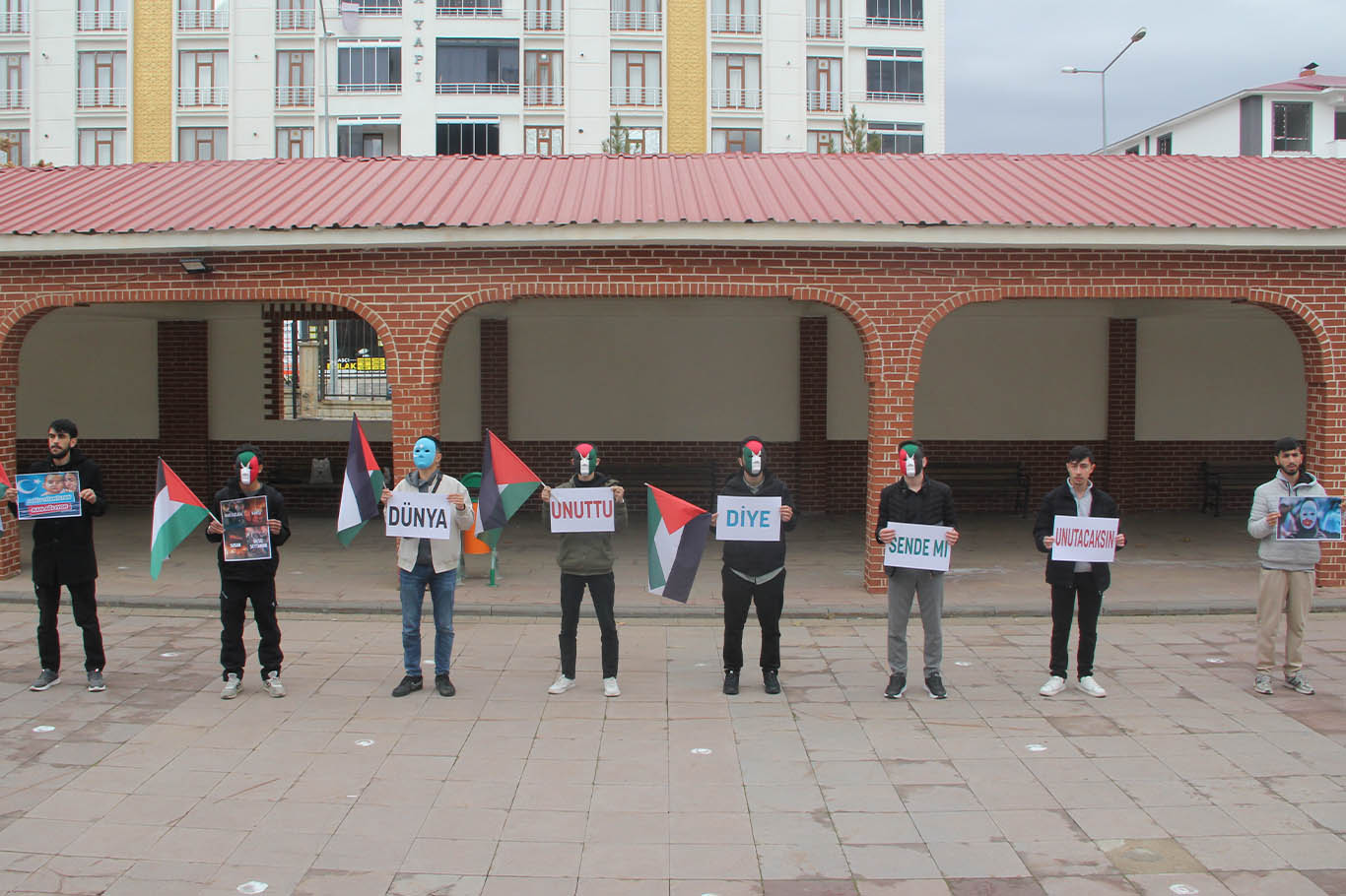 Bingöl Üniversitesi’nde “Soykırıma Sessiz Kalma” etkinliği düzenlendi