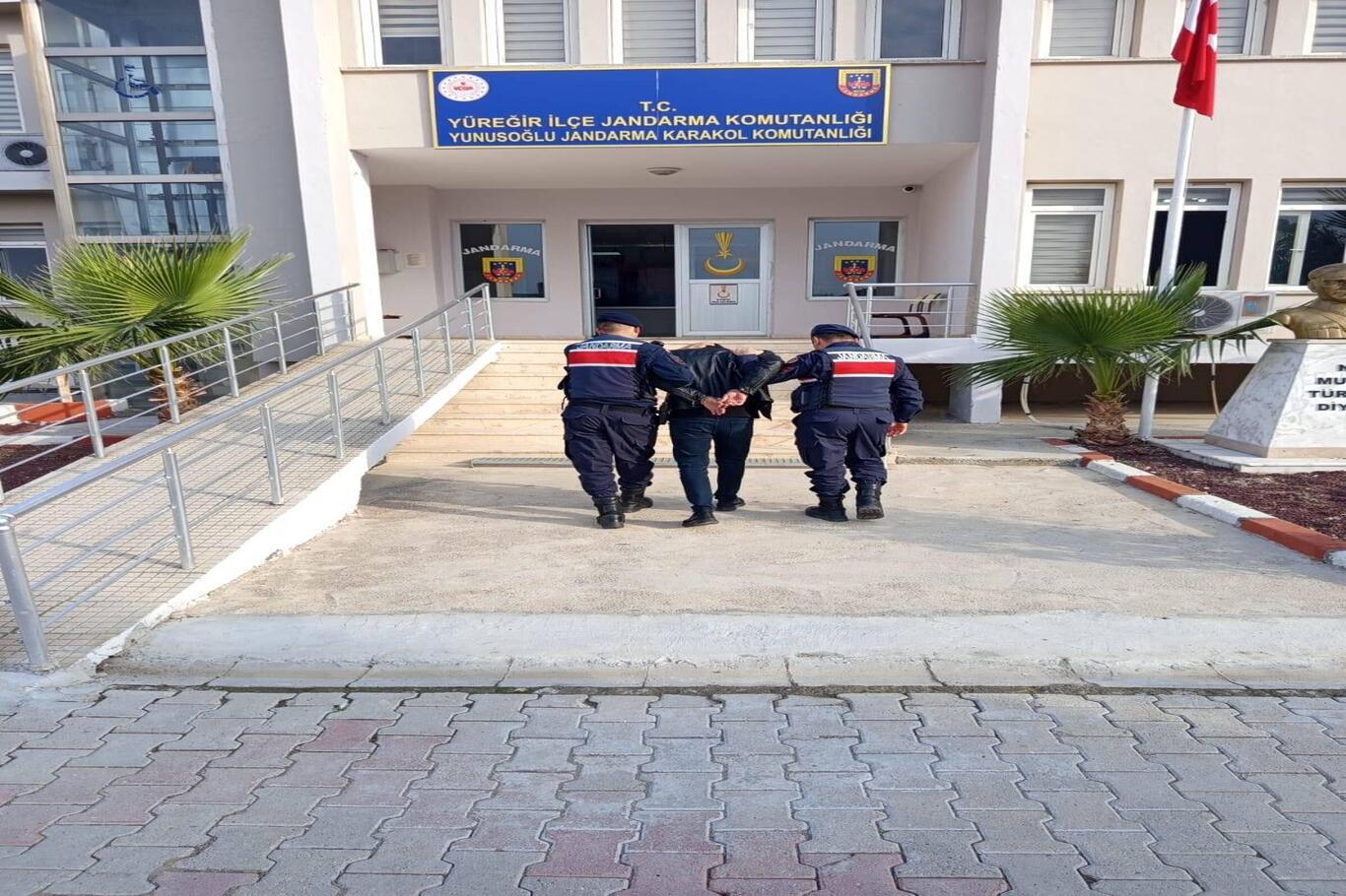 Adana'da 16 yıl hapis cezası bulunan firari yakalandı;