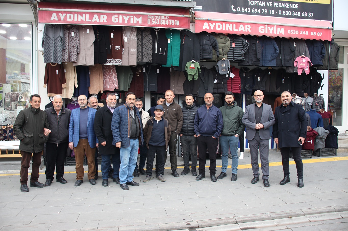 Esnaf, elektrik kesintileri nedeniyle mağdur;