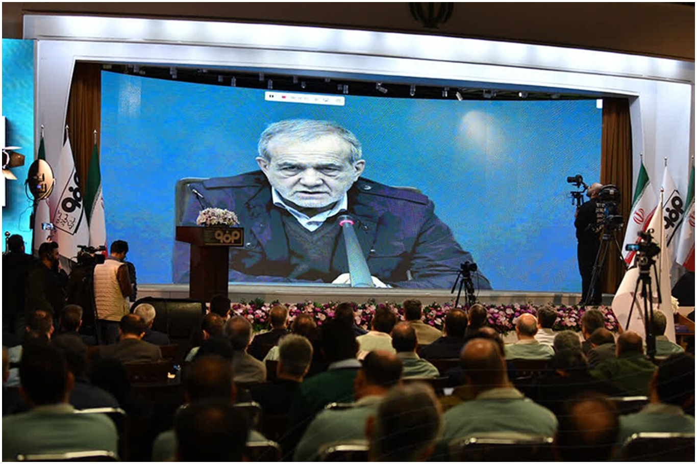 İran, kuraklıktaki su ihtiyacını deniz suyundan gidermeye çalışıyor;