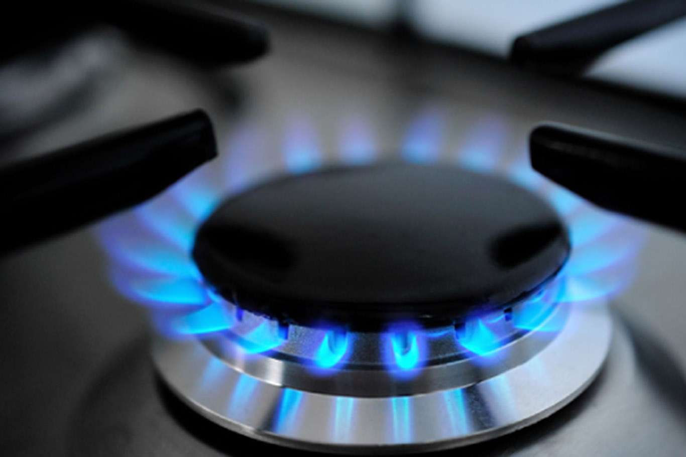 Spot doğal gaz piyasasında referans fiyat 14 bin 550 lira oldu;