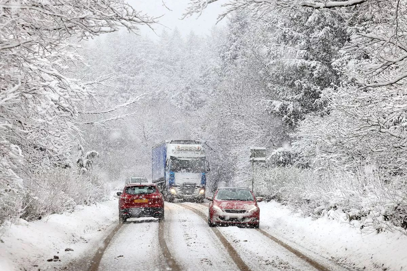 Meteorolojiden kuvvetli sağanak ve kar yağışı uyarısı;