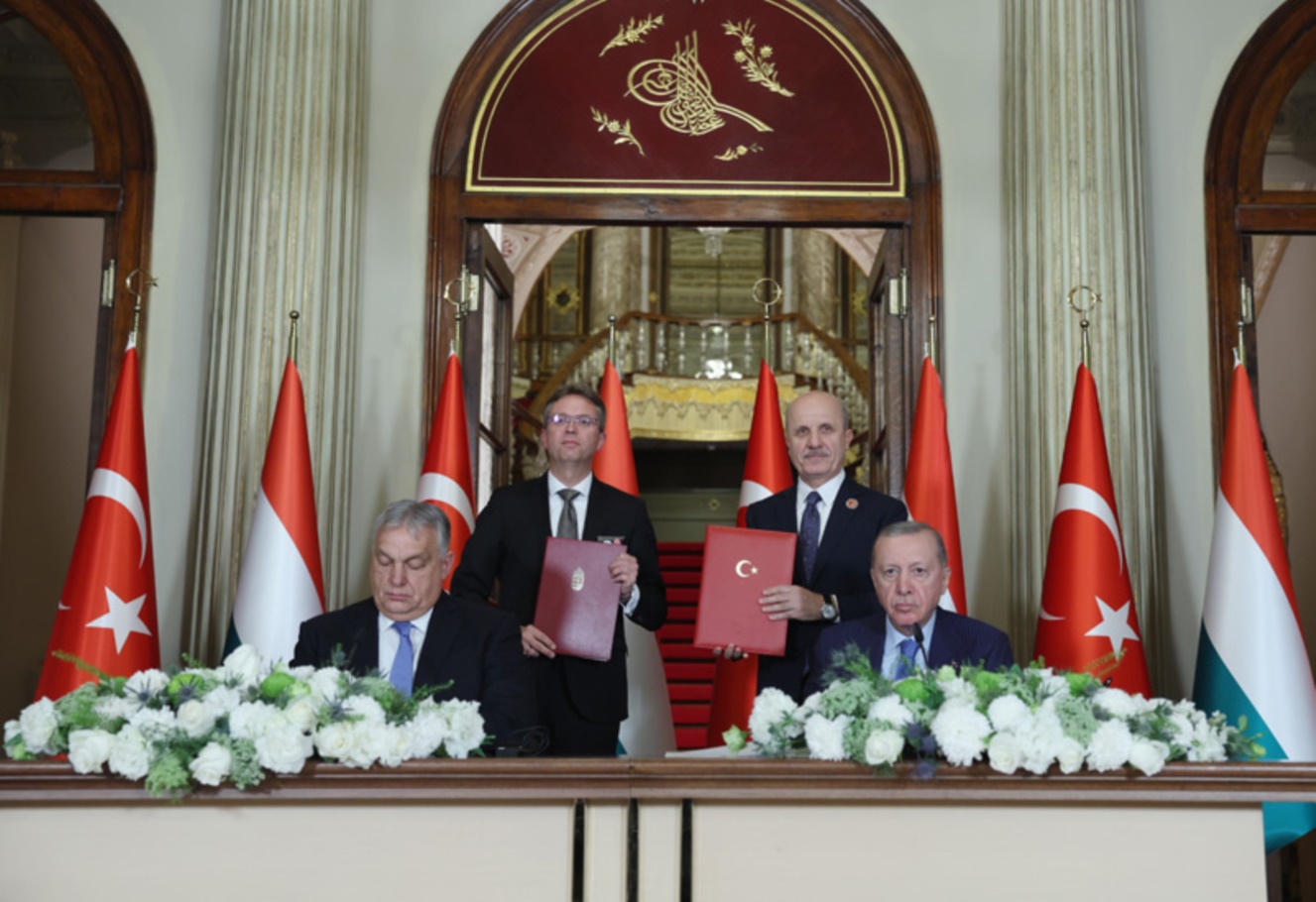 Türkiye ve Macaristan’dan yükseköğretimde önemli adım: Ortak diploma ve akademik iş birliği dönemi başlıyor;