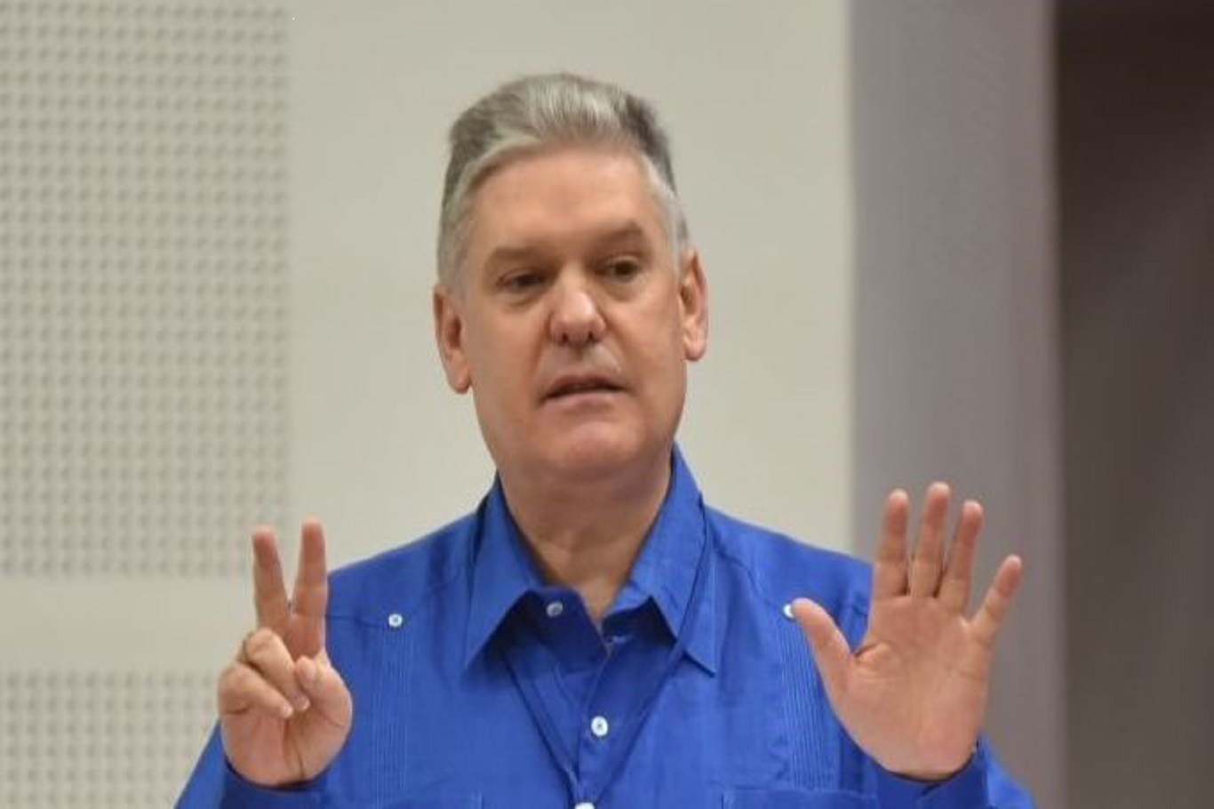 Küba’da eski ekonomi bakanına casusluktan müebbet hapis;