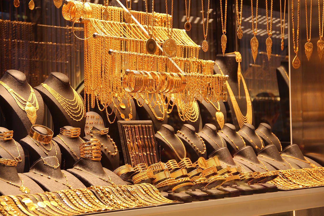 Kuyumcular 2026 için altında yükseliş bekliyor;
