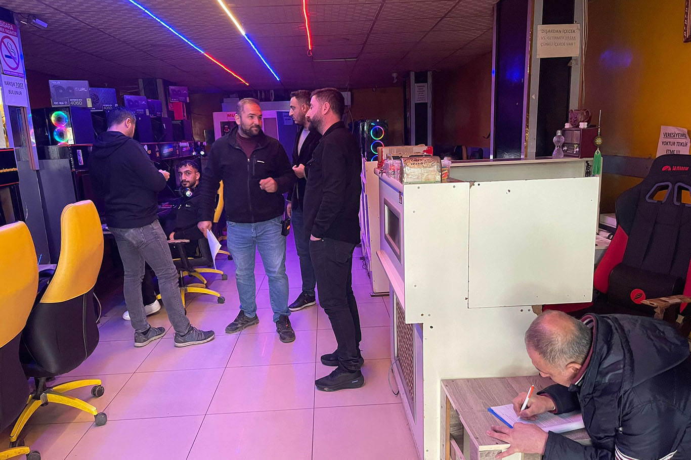 Batman'da internet kafeler denetlendi;