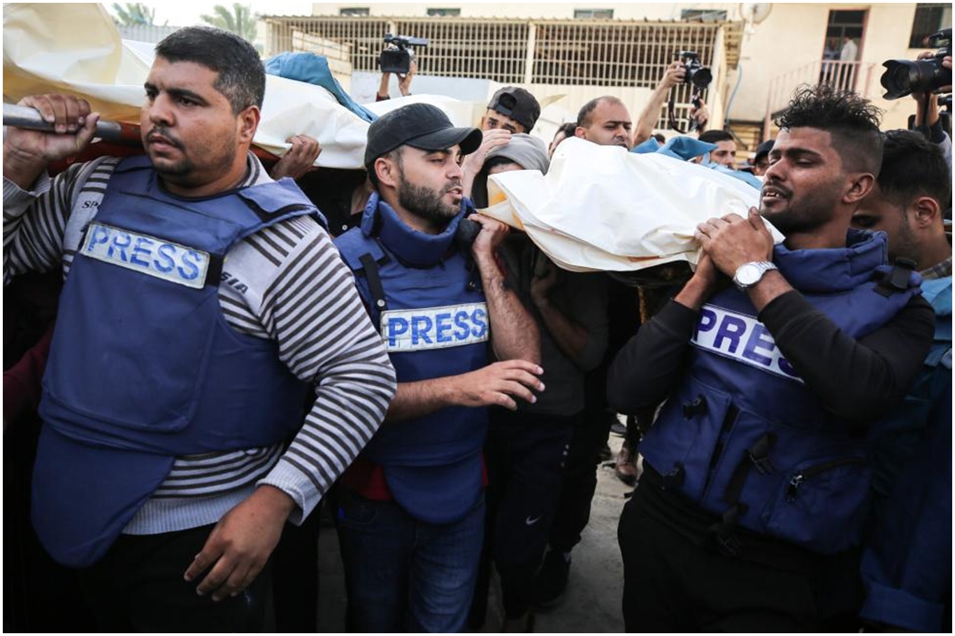 Uluslararası Gazeteciler Federasyonu: 2025 yılı Gazzeli gazeteciler için en kanlı yıl oldu;