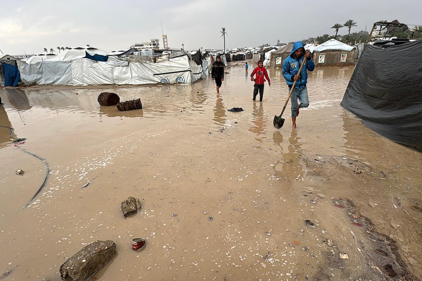 HAMAS: Gazze'de yeniden imarın engellenmesi büyük bir felakete dönüştü;
