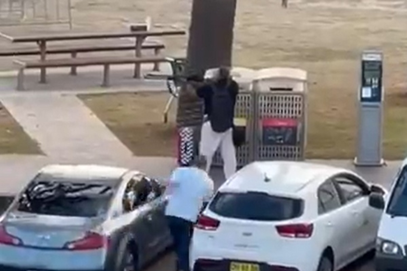 Avustralya'da plajda silahlı saldırı: 10 ölü