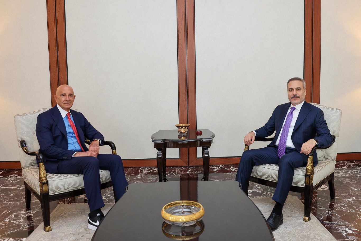 Bakan Fidan, ABD Büyükelçisi Barrack ile görüştü
