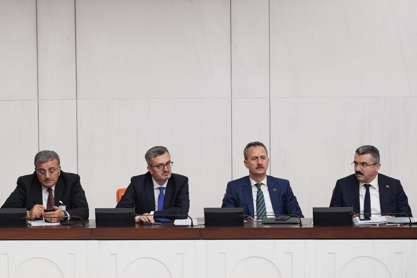 İletişim Başkanı Duran, bütçe görüşmelerine katıldı