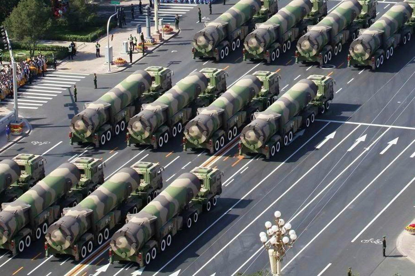Pentagon: Çin 100 kıtalararası balistik füze konuşlandırdı