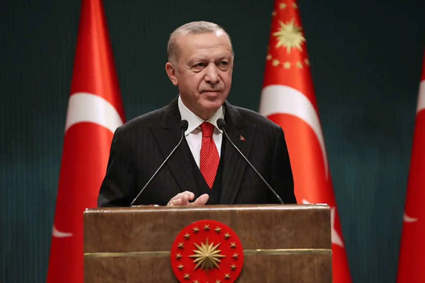 Cumhurbaşkanı Erdoğan: Üreten tüm gençlerimizin yanında oluyoruz