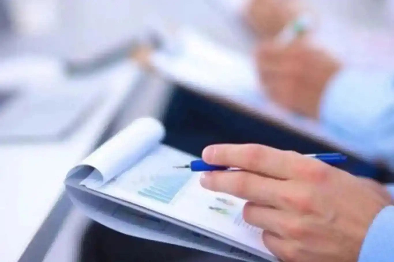 Aralıkta güven endeksi hizmet ve perakende ticaret sektörlerinde arttı