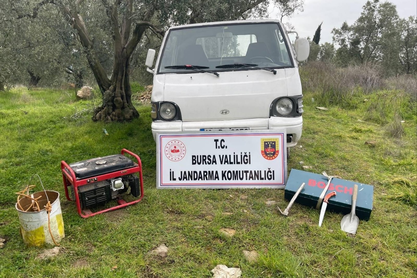 Bursa’da kaçak kazı operasyonu: 2 şüpheli yakalandı
