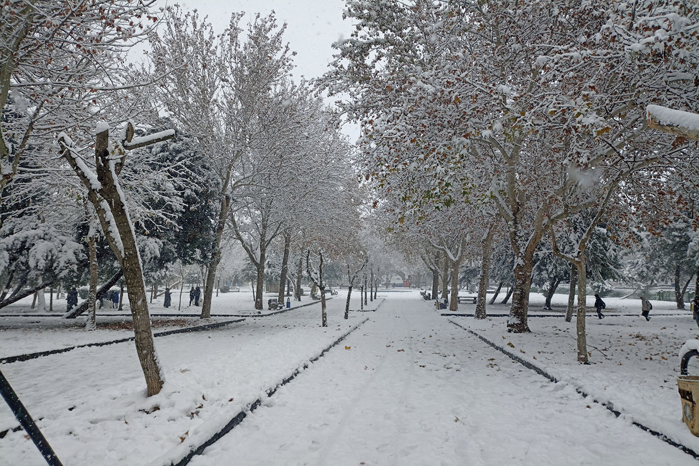 Ülke genelinde yağış, buzlanma ve fırtına uyarısı