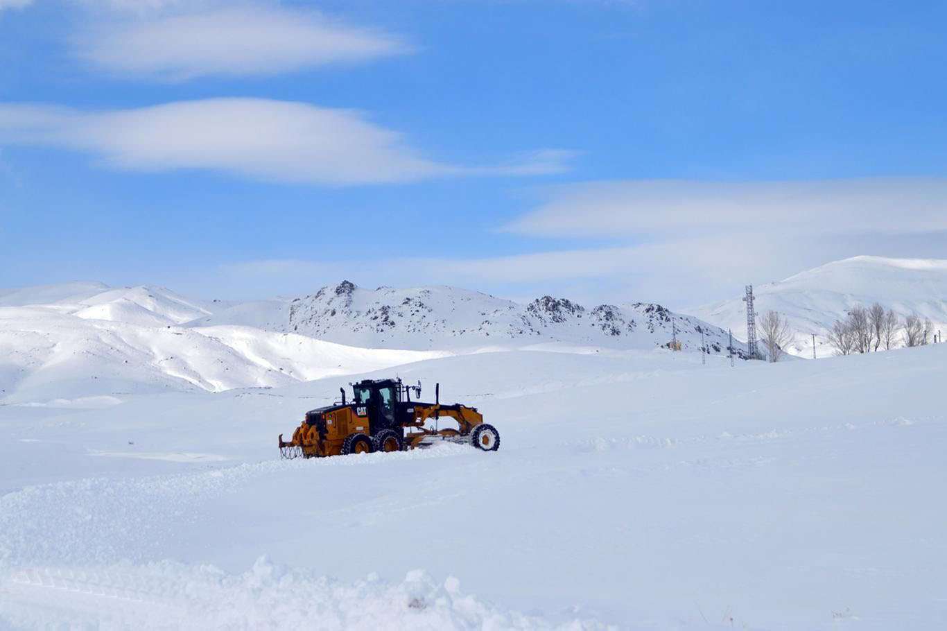 Ardahan, Erzurum, Tunceli ve Kars'ta 1540 yerleşim yerine ulaşım sağlanamıyor