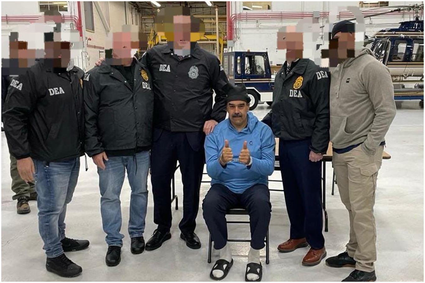 ABD basını, kaçırılan Maduro ve eşini taşıyan uçak New York’a indiğini duyurdu