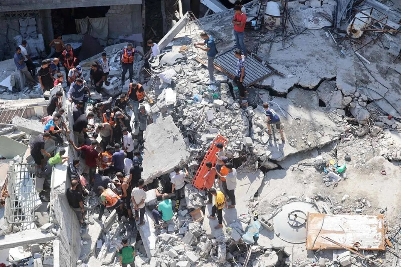 Siyonist işgalcilerin Gazze'ye saldırılarında şehit sayısı 71 bin 391'e yükseldi