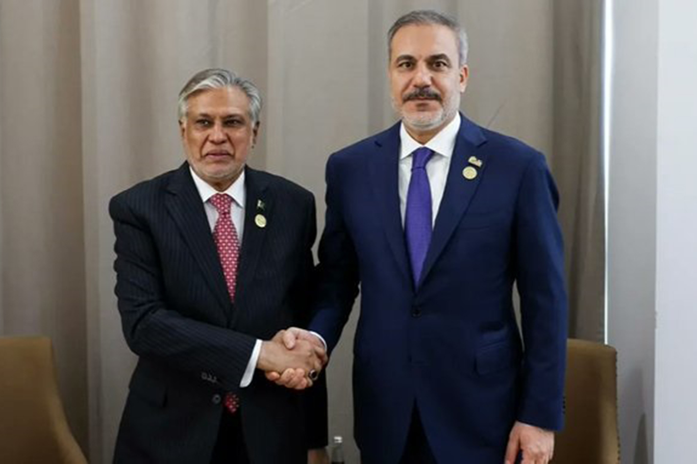 Dışişleri Bakanı Fidan, Pakistanlı mevkidaşı Ishak Dar ile görüştü