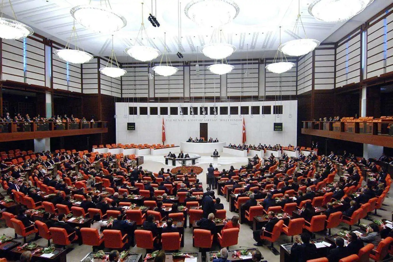 En düşük emekli aylığının yükseltilmesine ilişkin teklif TBMM'ye sunulacak