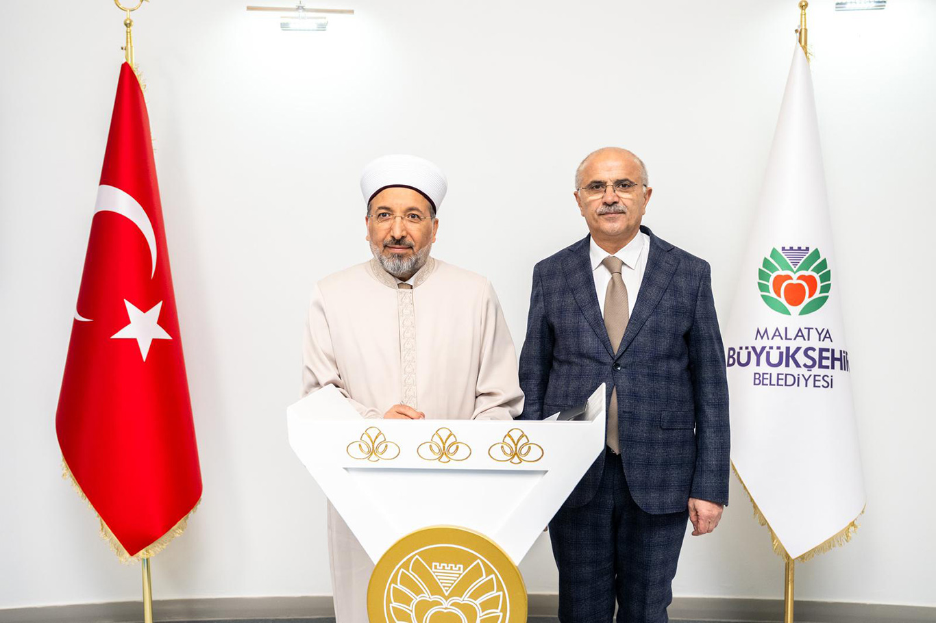 Diyanet İşleri Başkanı Arpaguş'tan Malatya Büyükşehir Belediyesi’ne ziyaret