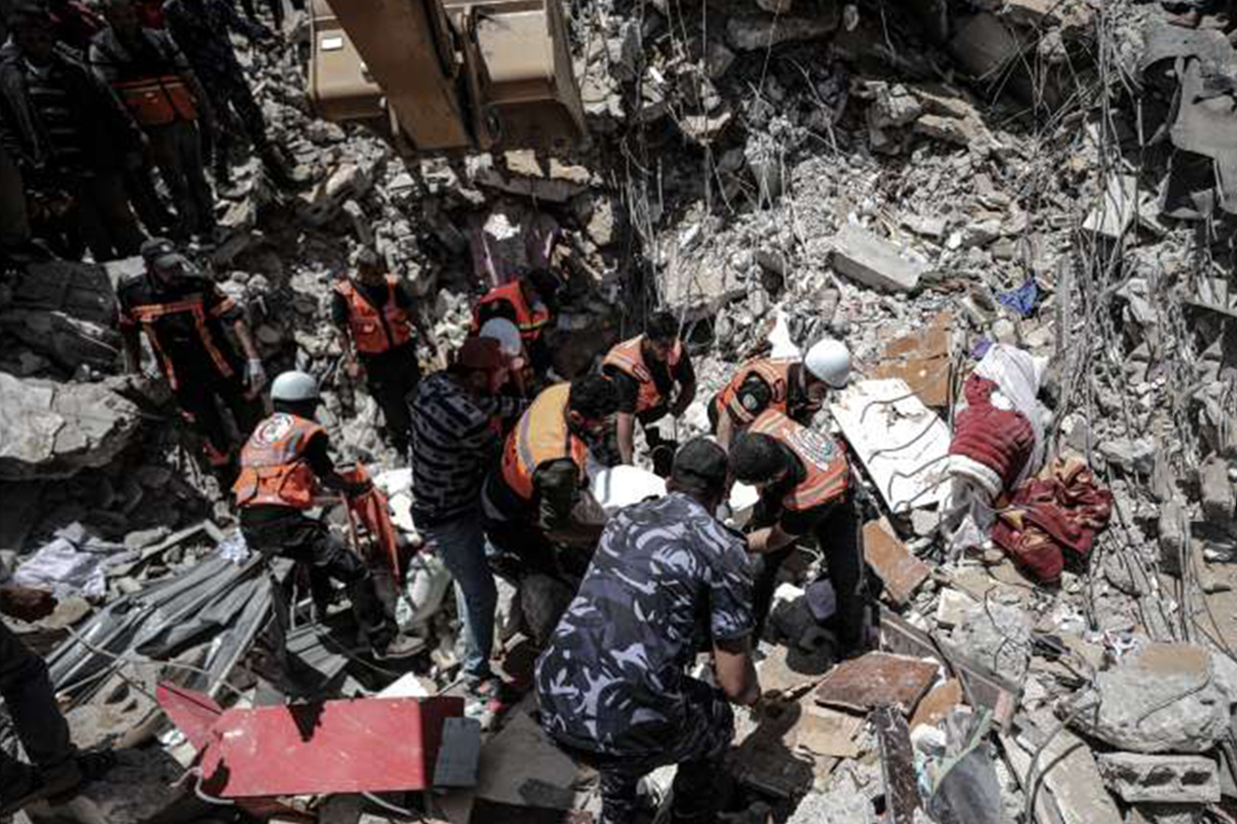 Gazze'de can kaybı 71 bin 562'ye yükseldi