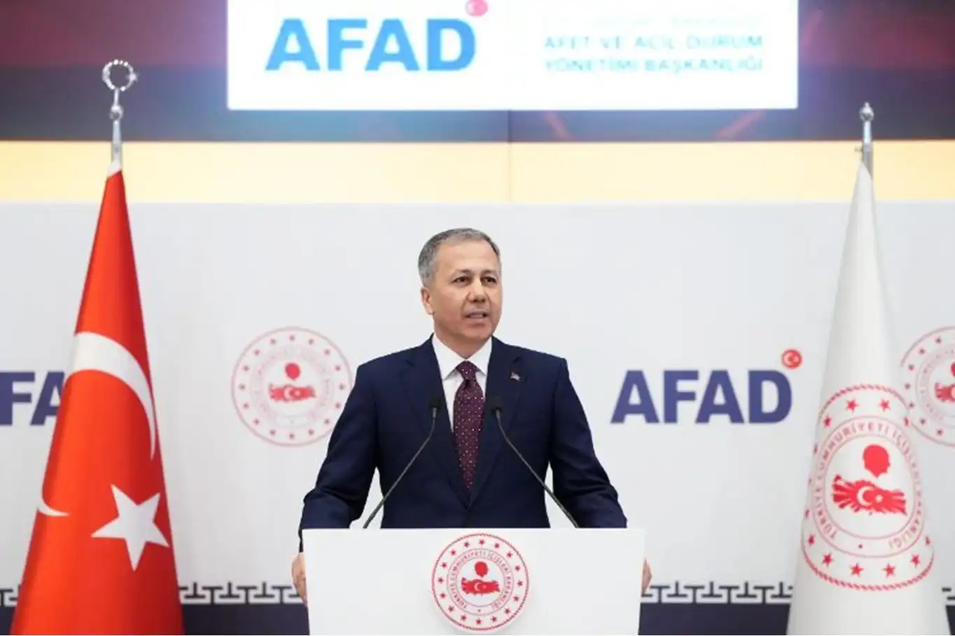 Bakan Yerlikaya: Tüm ekipler saha taramalarına derhal başlamıştır