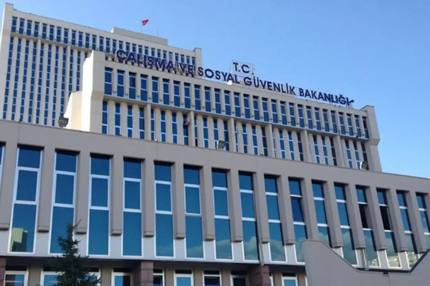 Çalışma Bakanlığı 100 iş müfettiş yardımcısı alacak