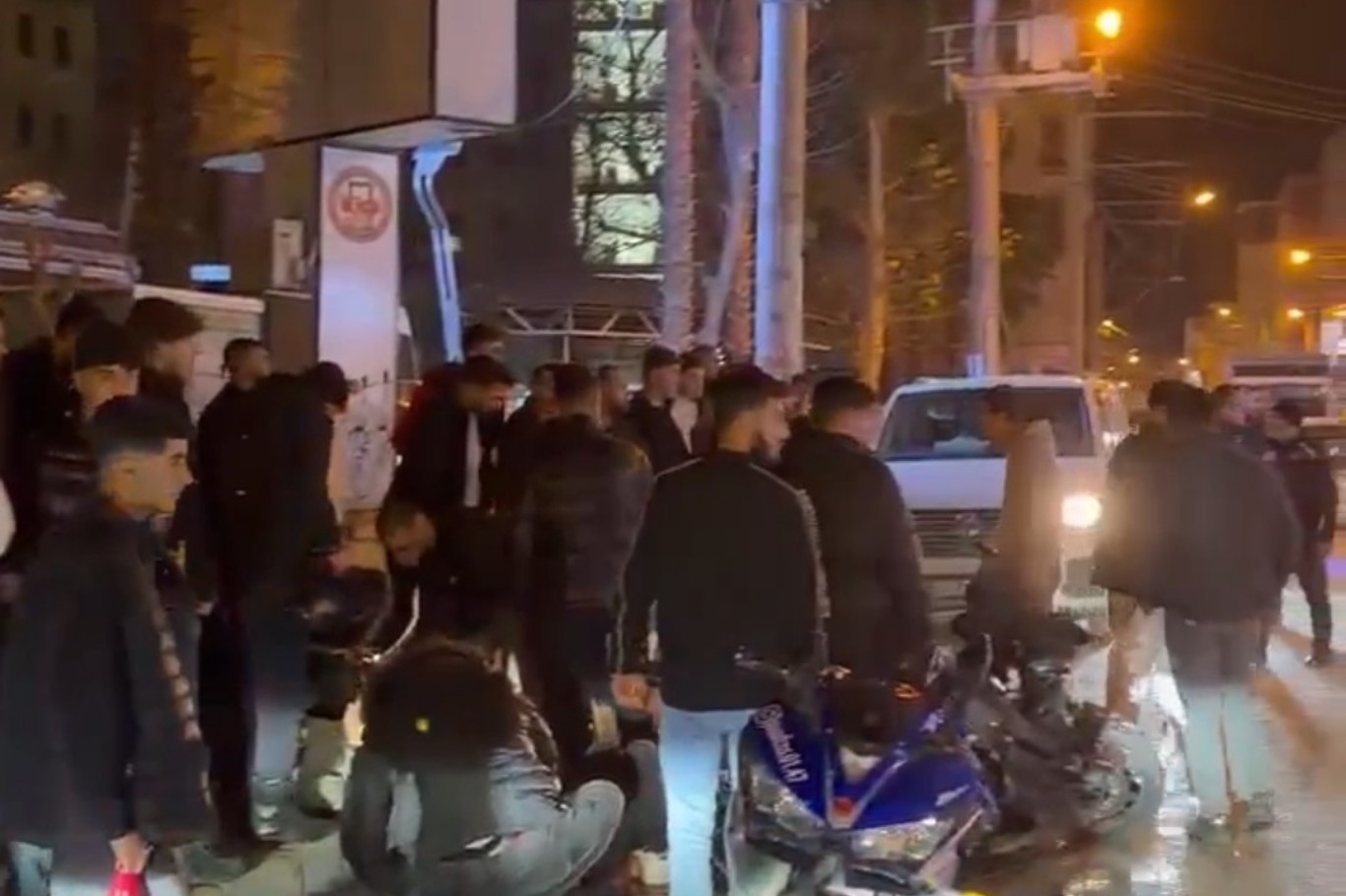 Mardin’de iki motosiklet çarpıştı: 3 ağır yaralı 