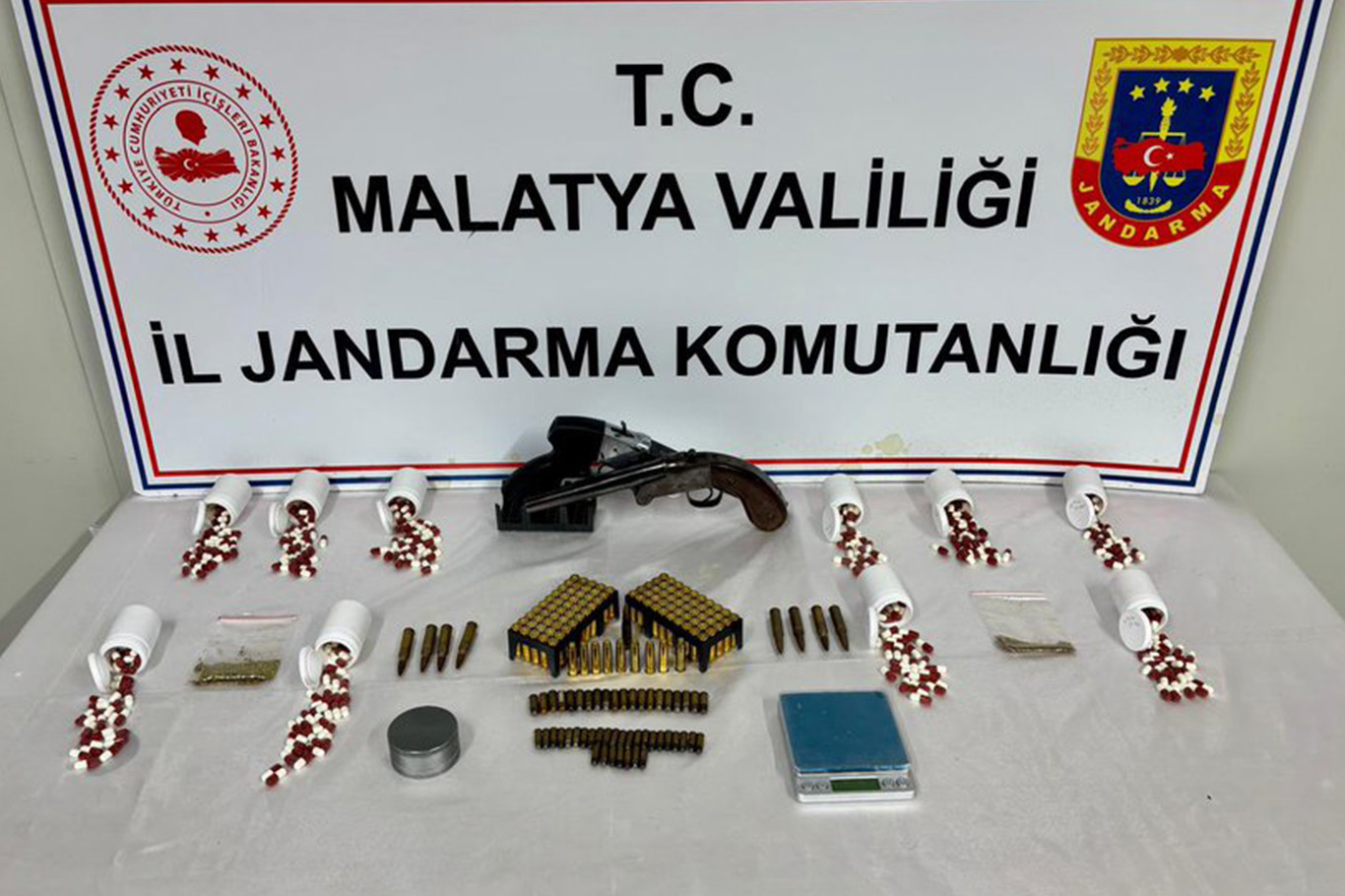 Malatya’da uyuşturucu operasyonu: 2 gözaltı