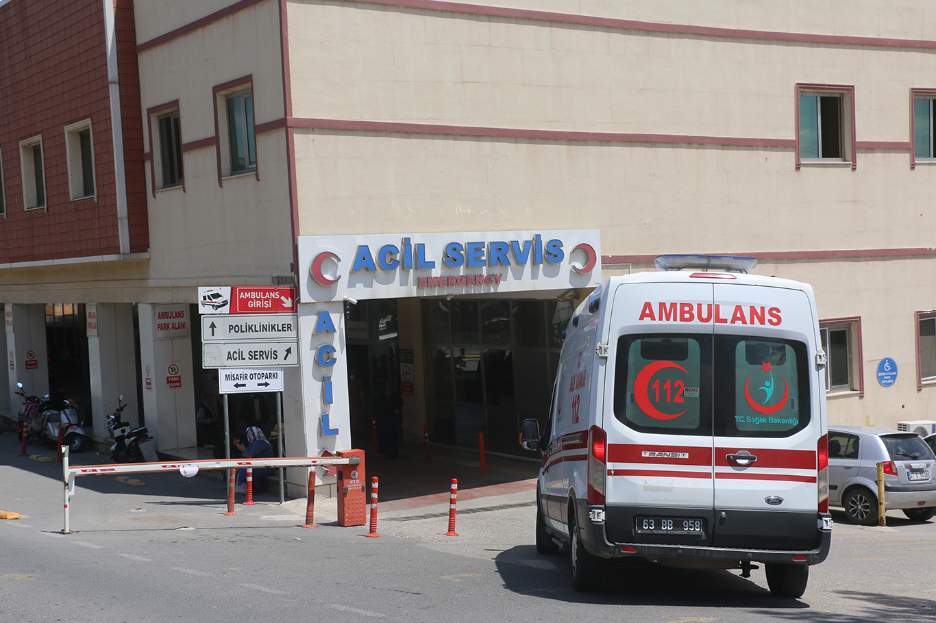 Şanlıurfa’da otomobil at arabasına çarptı: 2 yaralı