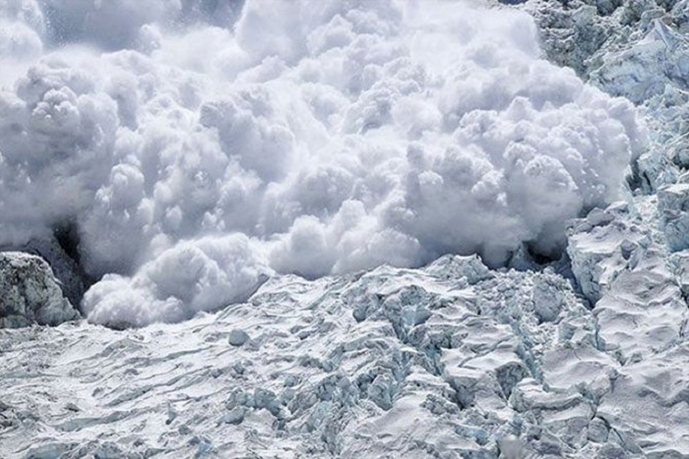 Hakkâri için çığ riski uyarısı