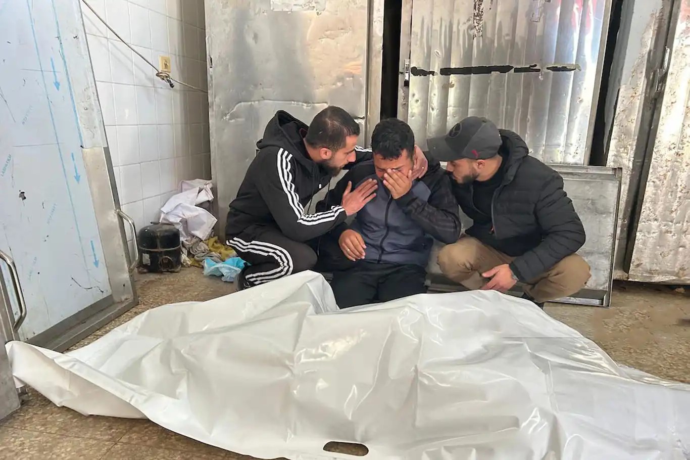 Gazze’de şehit sayısı 72 bin 27’ye yükseldi