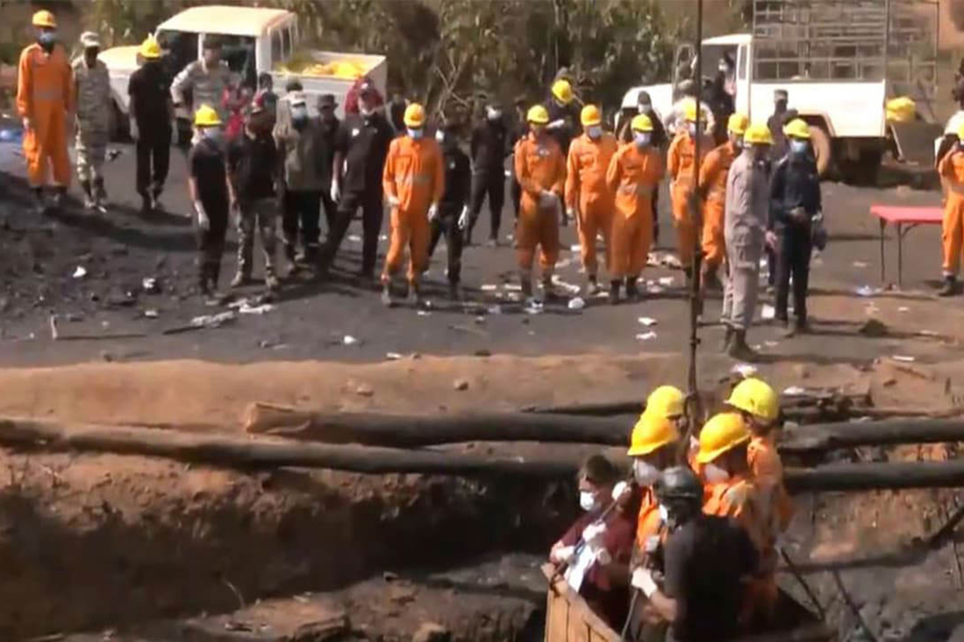 Hindistan’da kömür madeni patlamasında ölü sayısı 27’ye yükseldi