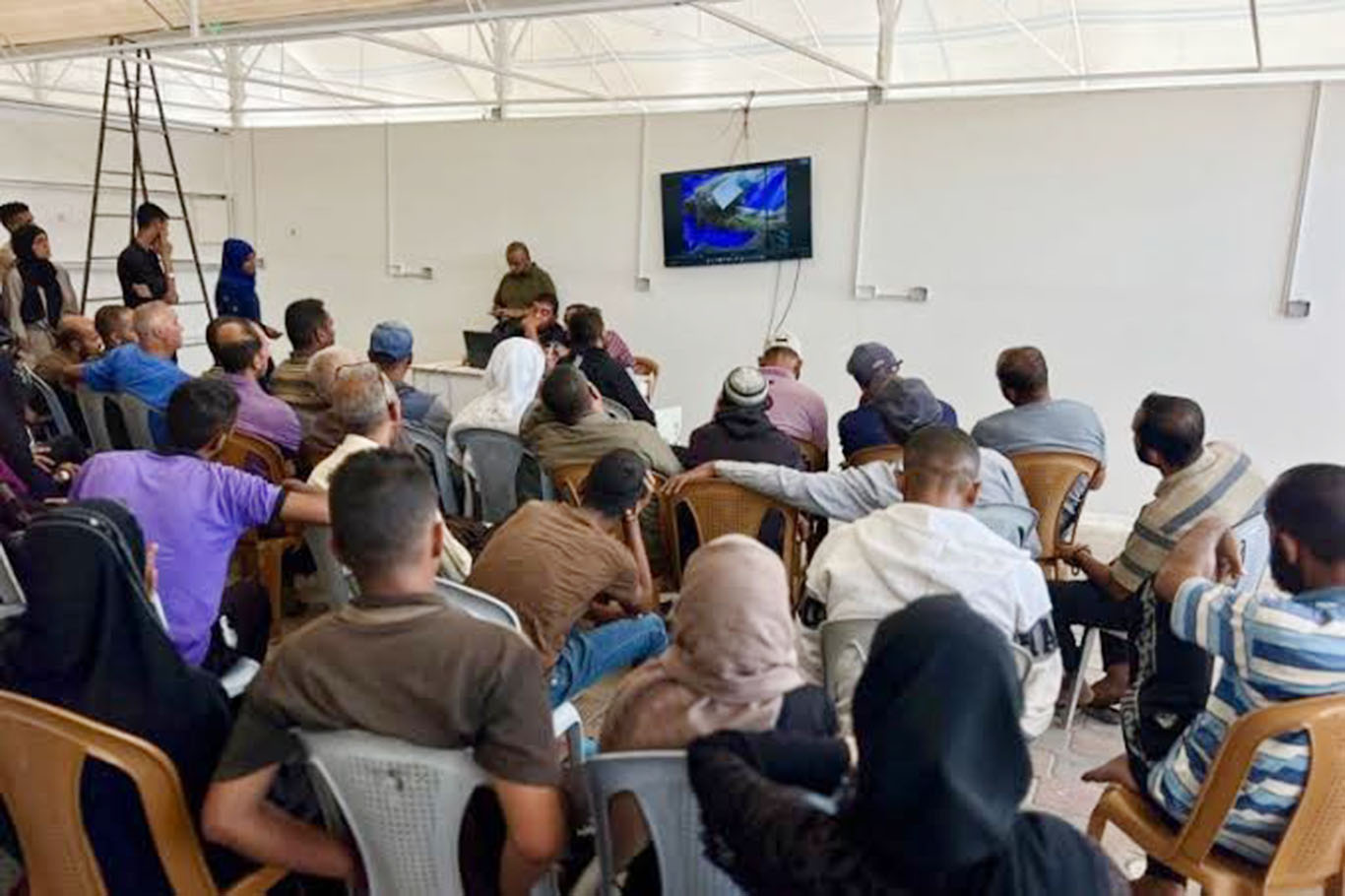 Gazze'de "kimlik tespit salonları" insanlık dramına tanıklık ediyor