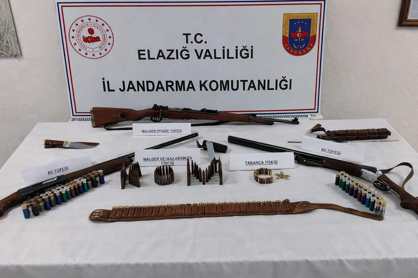 Elazığ'ın Kürk köyünde çok sayıda silah ve mühimmat ele geçirildi