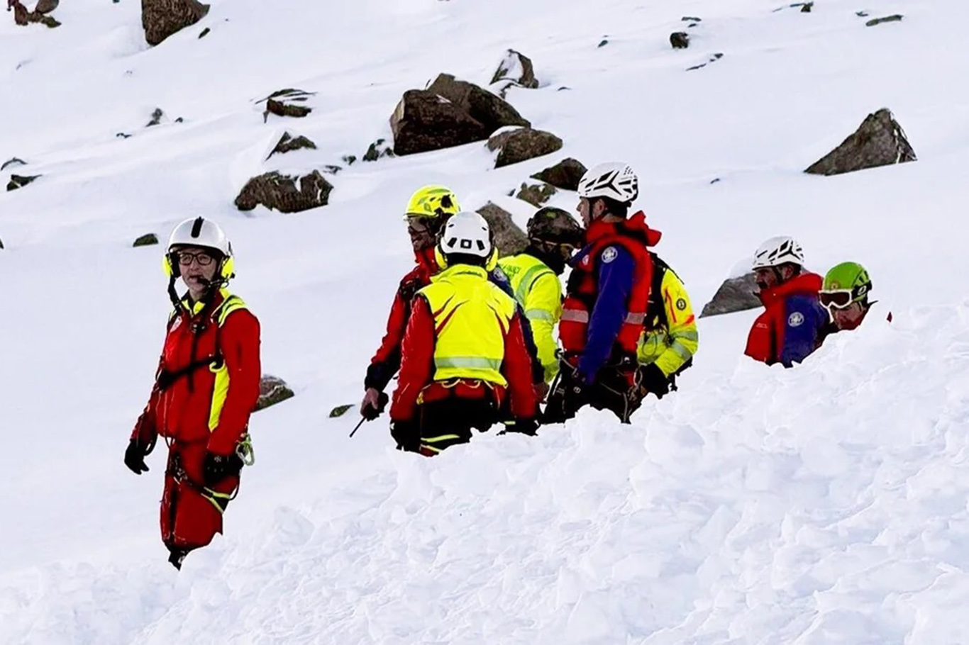 İtalya’da çığ düştü: 2 ölü, 1 yaralı
