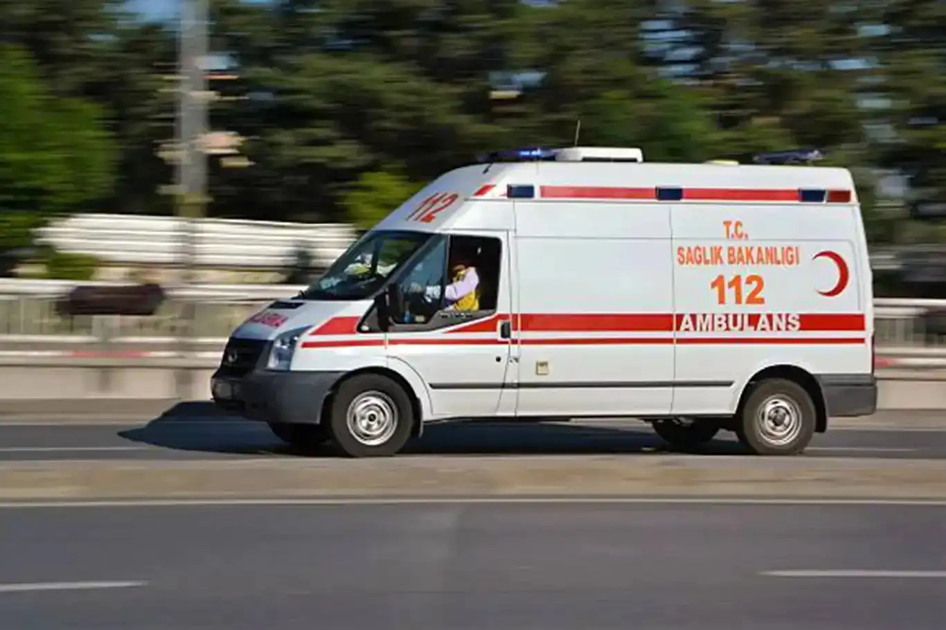 İzmir’de otomobilin çarptığı kadın hayatını kaybetti