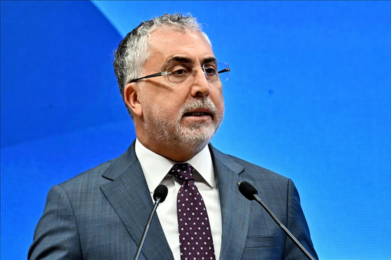 Bakan Işıkhan’dan engelli ve eski hükümlüler için hibe desteği açıklaması