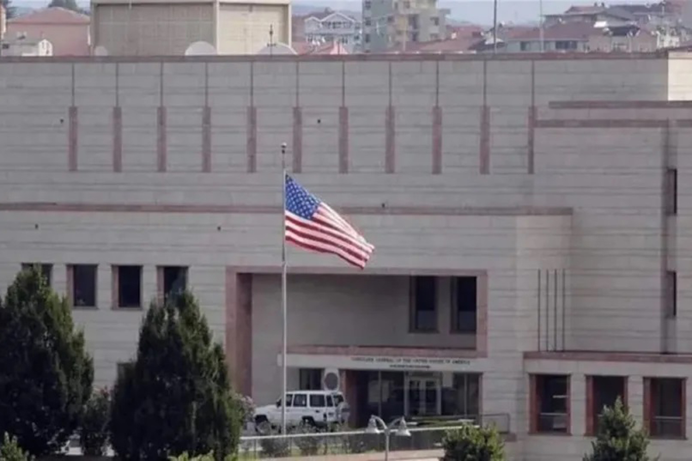 ABD, Lübnan'daki vatandaşlarına ülkeyi terk etmeleri çağrısı yaptı