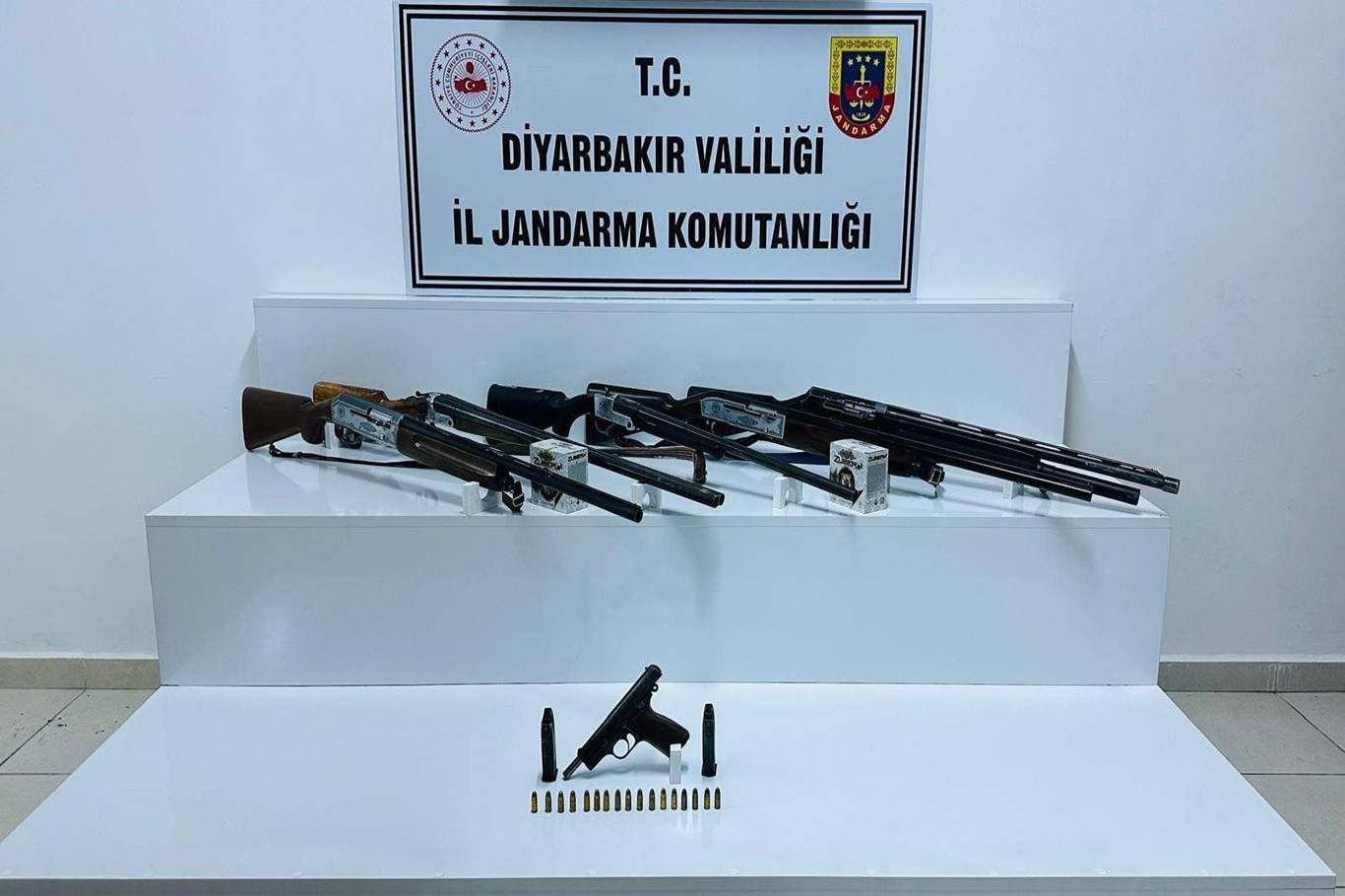 Diyarbakır’da kaçak silah operasyonu