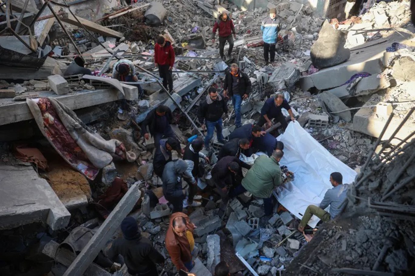 Gazze’de şehit sayısı 72 bin 117’ye yükseldi