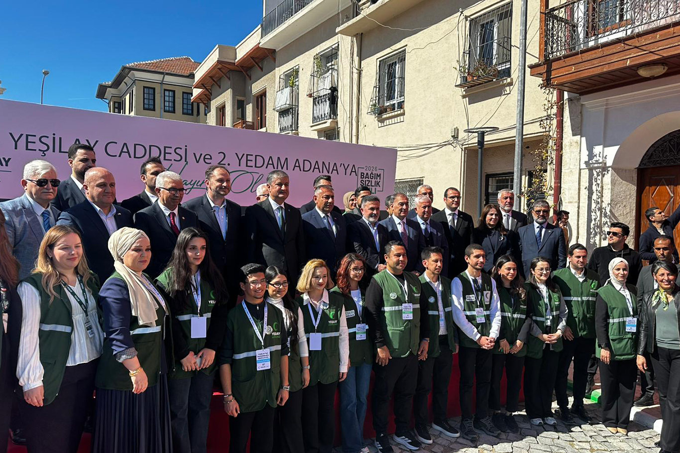 Adana’da Yeşilay Haftası’nda çifte adım: Caddeye “Yeşilay” adı verildi